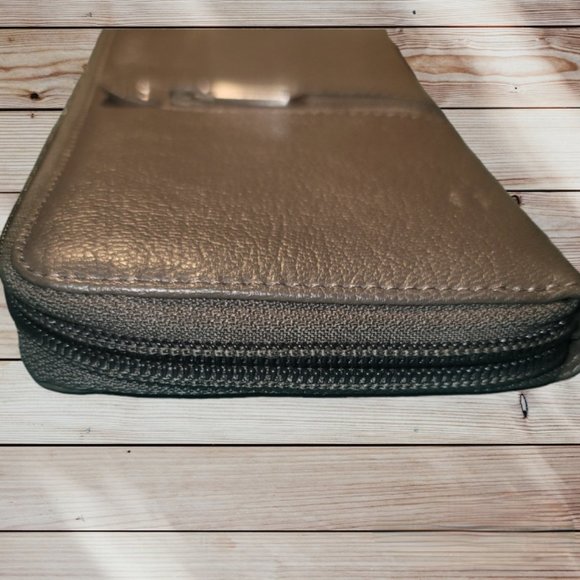 Kenneth Cole Reaction Genuine Leather Wallet - BROWN - Zippered - Picture 4 of 7